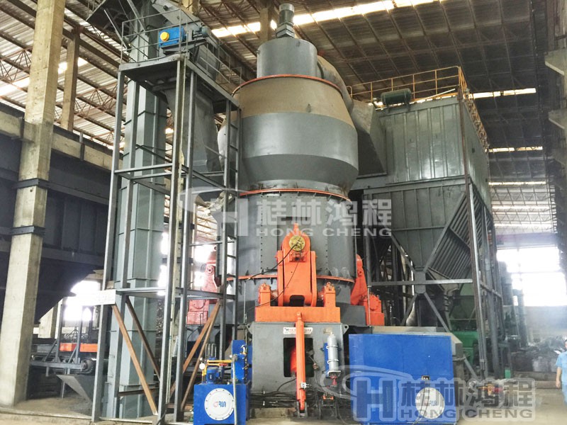 日加工３0噸稀土立式磨粉機設(shè)備